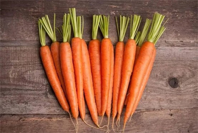 胡萝卜有哪些营养价值 胡萝卜的功效与作用-图2
