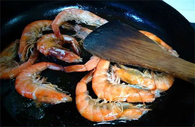 香辣油焖虾怎么做 香辣油焖虾做法-图4
